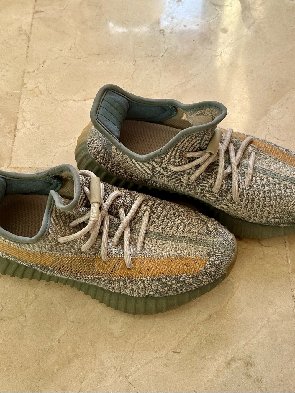 Adidas Yeezy Sneakers Men’s 5.5 - Picture 4 of 4